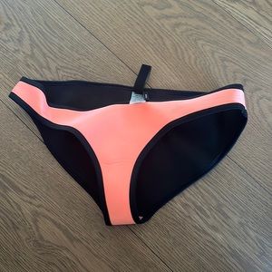 Triangl bikini bottom
